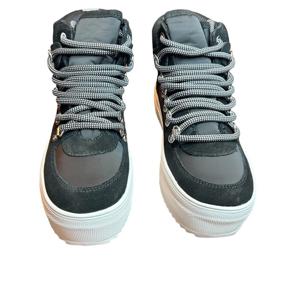 AQUA Womens Black Mixed Media Bash Round Toe Platform Leather Sneakers 7.5 - Picture 3 of 12